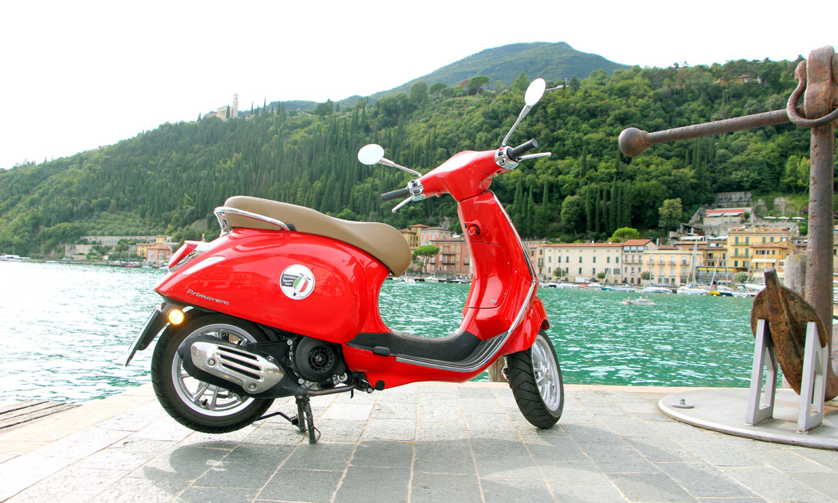 Maderno Vespa Rent Mieten Sie eine Vespa am Gardasee